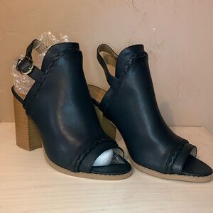 Qupid open toe chunky heel sling black size 9 (238)